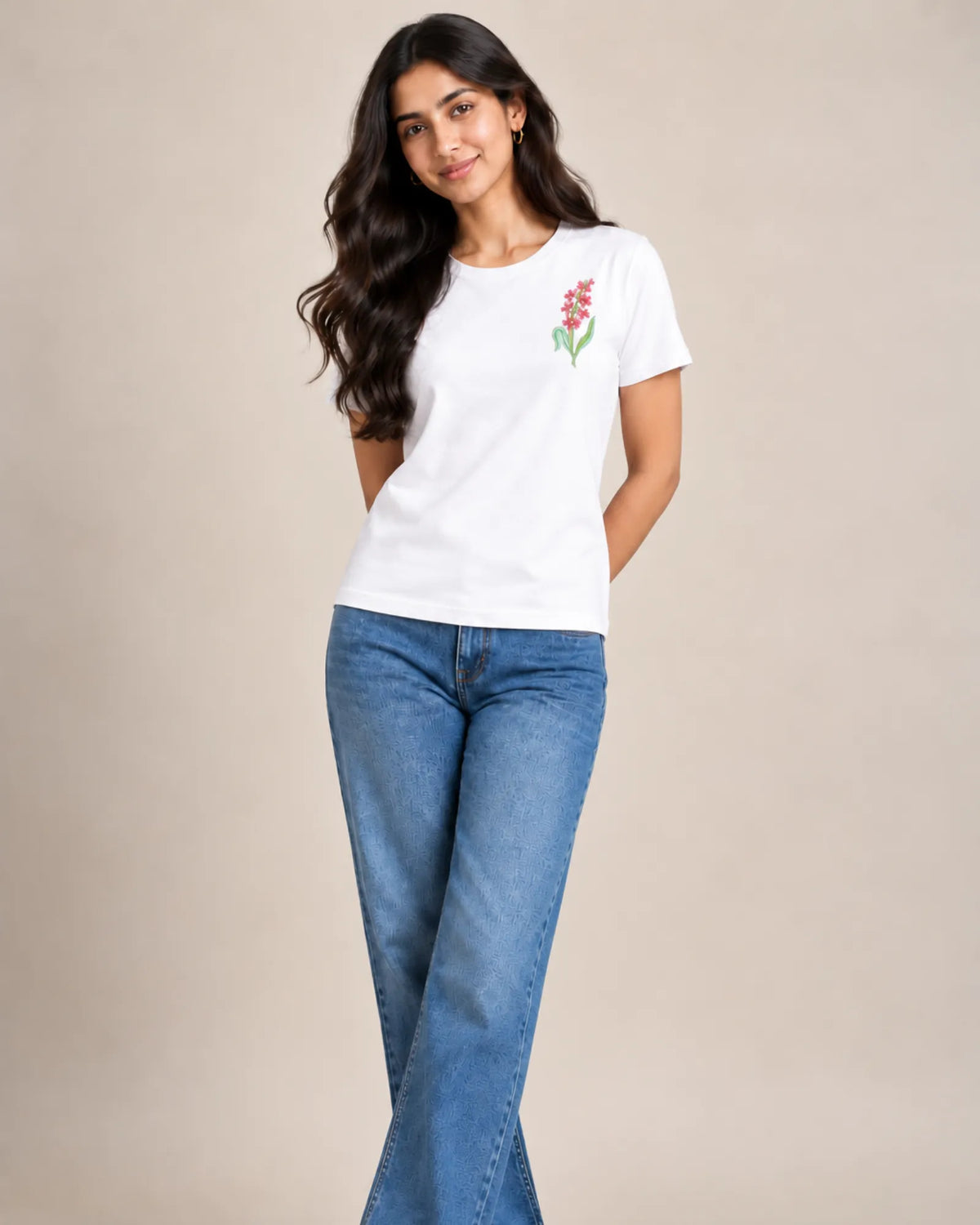 Botanical Lilly Tee