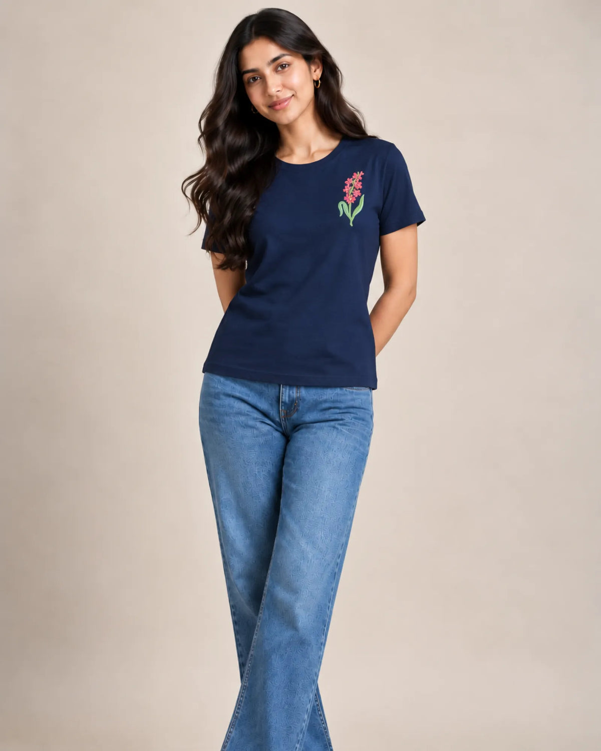 Botanical Lilly Tee