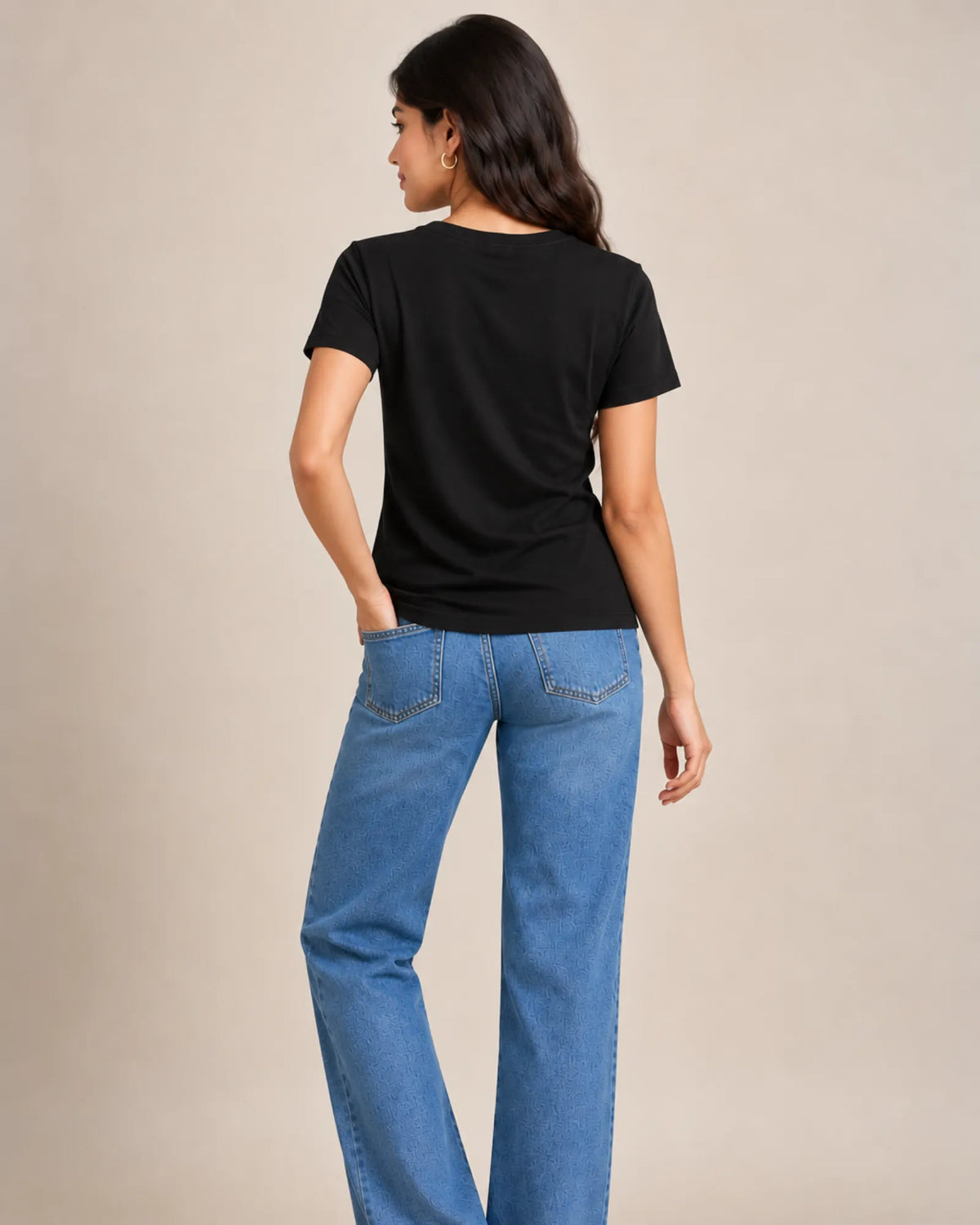 Botanical Lilly Tee